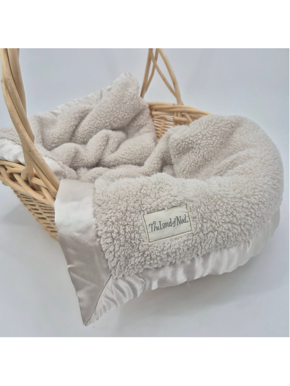 The Land of Nod Cuddle Me Softly Baby Blanket Stone, Sherpa Satin Trim Crib 2017
